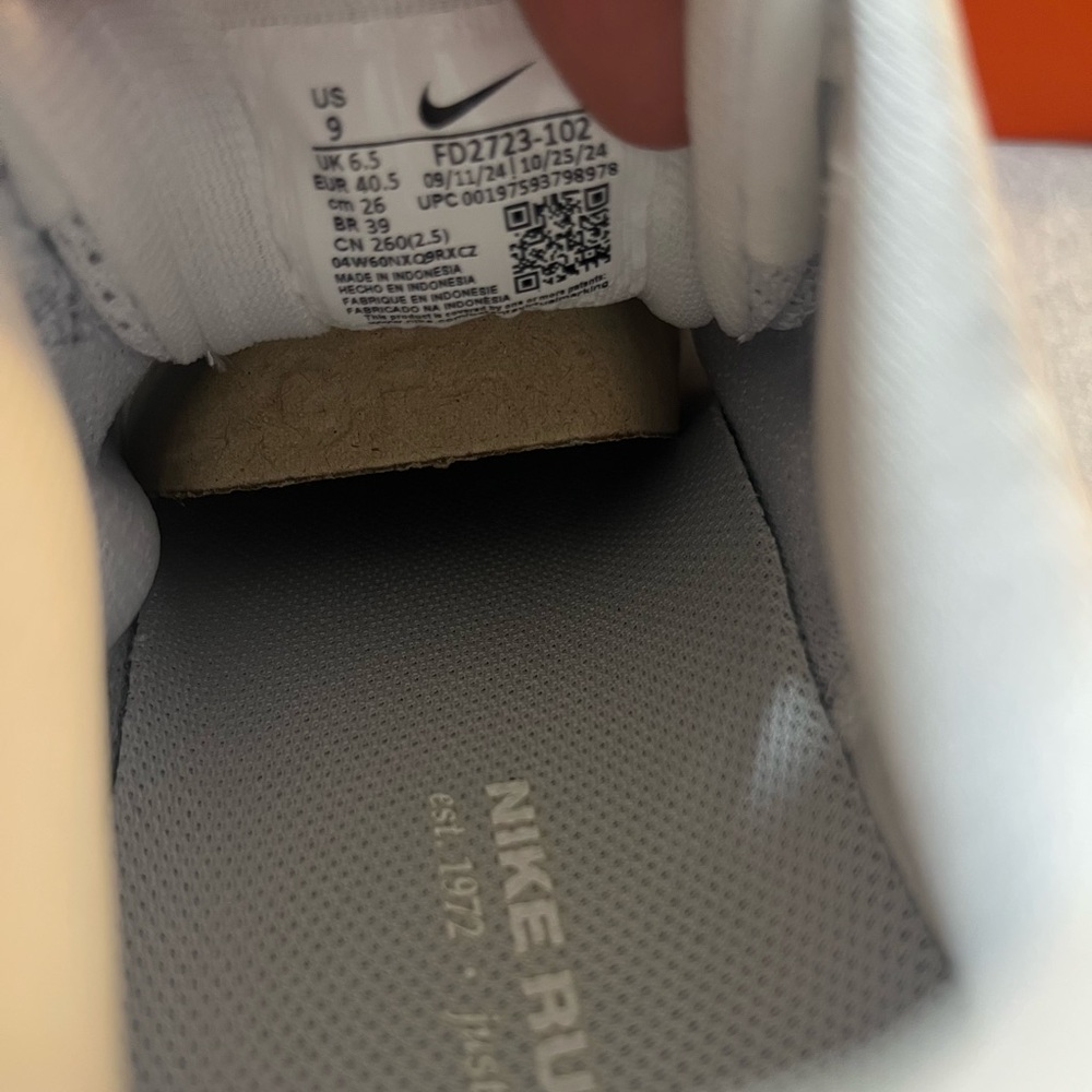 Nike Air Zoom Pegasus 41 White Pure Platinum Running Women's Size 9 FD2723 102 - Picture 10 of 11